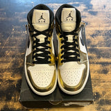 Jordan 1 Mid Metallic Gold