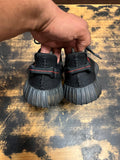 Yeezy 350 Bred