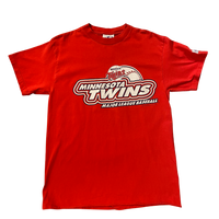 Vintage 1999 Minnesota Twins Red Tshirt
